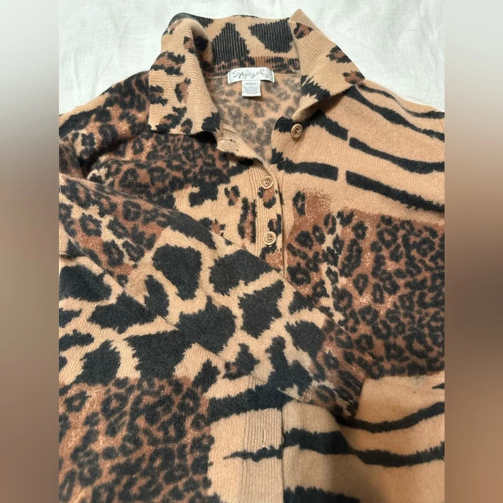 Spiegel Lambswool & Angora Rabbit Hair Leopard Seater | Size Large - Picture 5 of 8